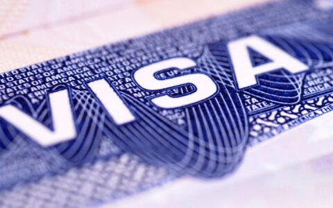 Cải tổ H-1B 2026: phí mới, xổ số theo lương và tác động tới người Việt