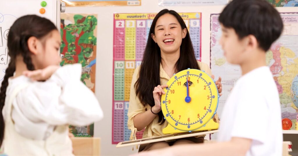 Cho con đi học ở nước ngoài: giáo dục công lập, hỗ trợ ngôn ngữ và giữ tiếng Việt